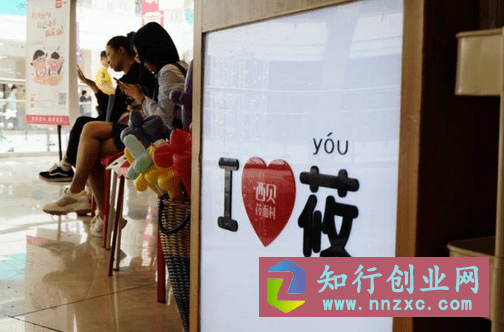 45岁老板开火锅店，打造天价火锅获客，堪称火锅中的劳斯莱斯。-低成本创业项目大全｜短视频带货+AI副业变现｜知行创业网