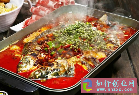 万州大爷开烤鱼店，利用一个飞镖，一个月到手30万，简单易学。-低成本创业项目大全｜短视频带货+AI副业变现｜知行创业网